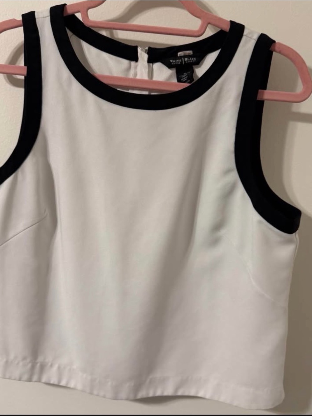 White House Black Market Sleeveless Top Size Medium